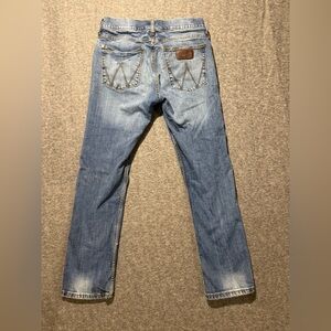 Wrangler Retro Jeans mens 32x32 blue Slim Straight stretch (some stains) western